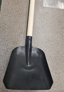 лопата совковая с черенком нн