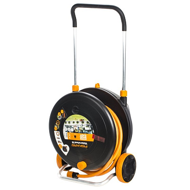 1023643 катушка fiskars со шлангом 1/2" 20м и набором аксессуаров